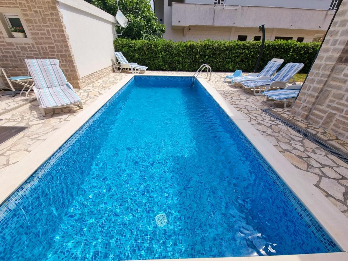 Ara-Zarok Villa Baška Buitenkant foto