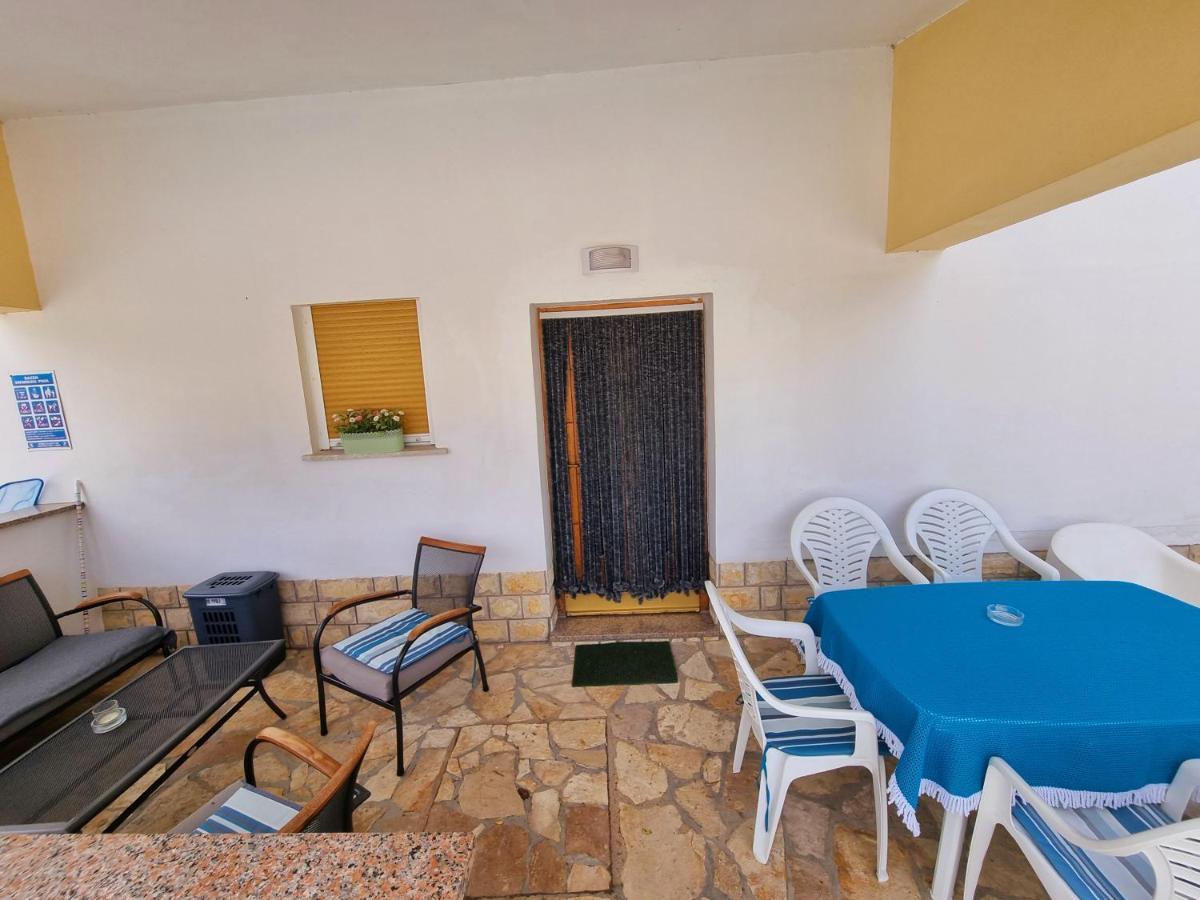 Ara-Zarok Villa Baška Buitenkant foto